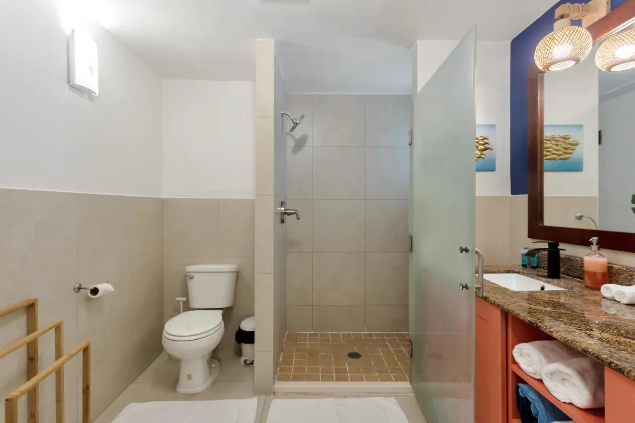 Maho Beach House - Luxe 1-Bedroom - Ocean View