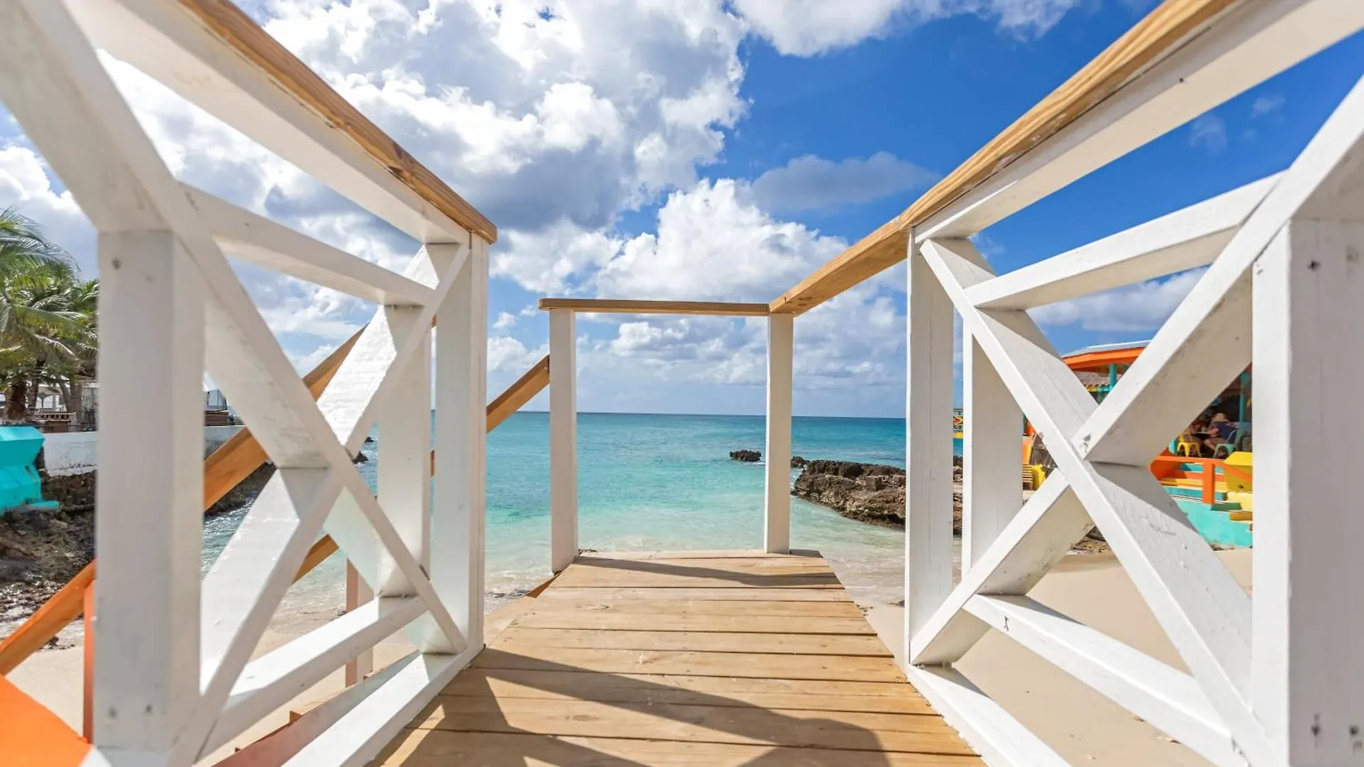 Апартаменты Maho Beach House - Luxe 1-Bedroom - Ocean View